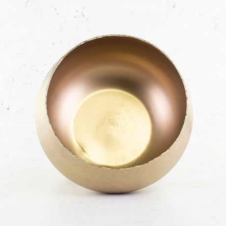 Brushed gold pot cover interior