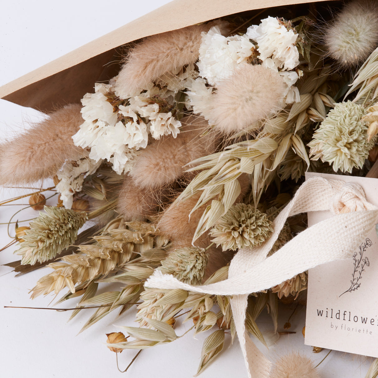 Classic Bouquet, Natural