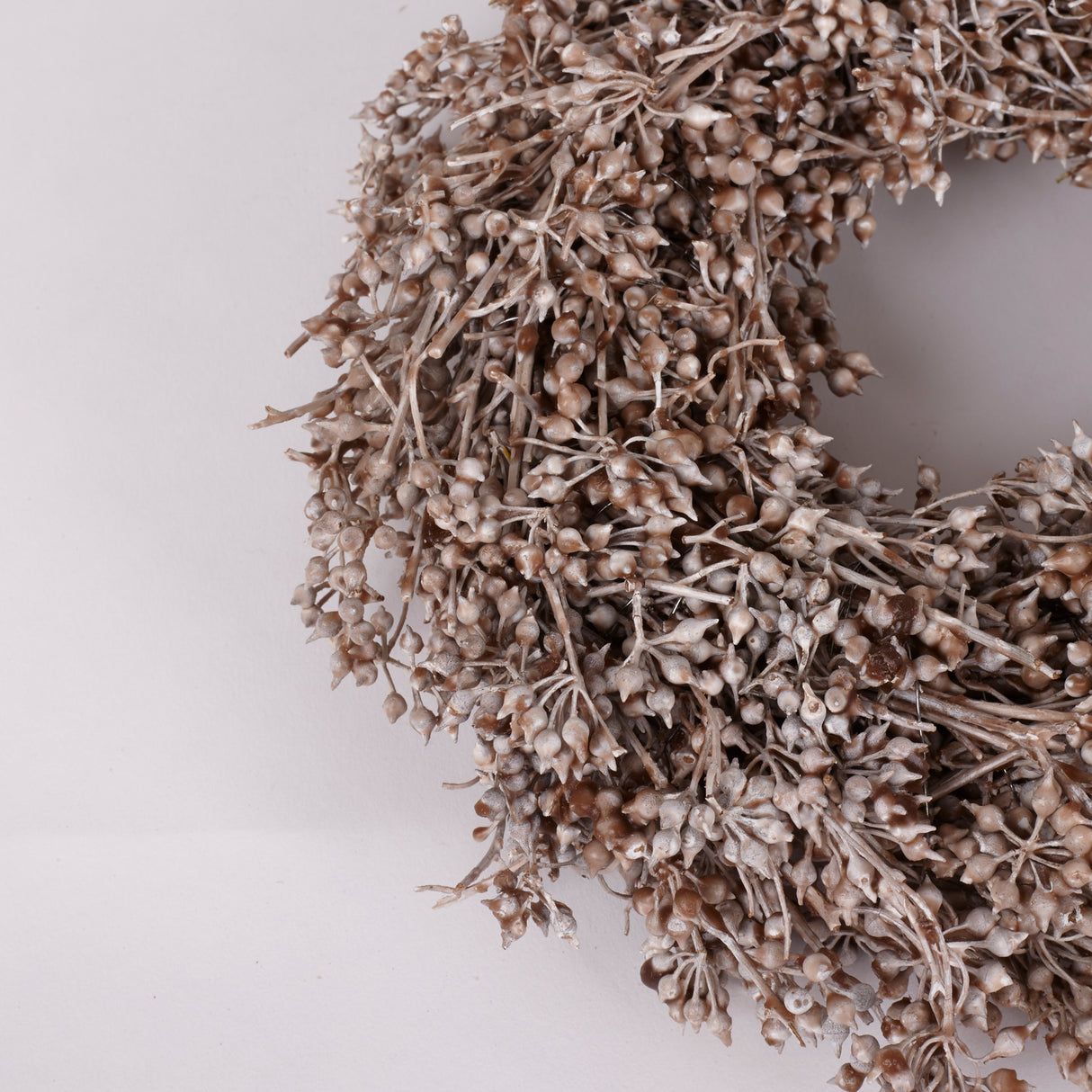 Exotica Wreath, Caramel, 20cm Diameter