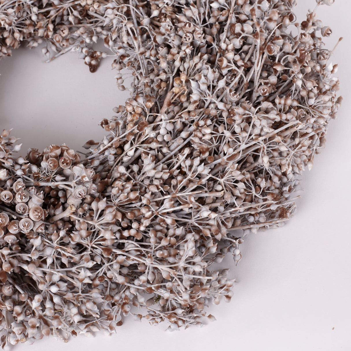 Exotica Wreath, Caramel, 25cm Diameter