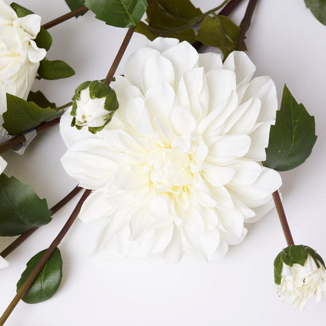 White Artificial Flowers for Elegant, Lasting Displays