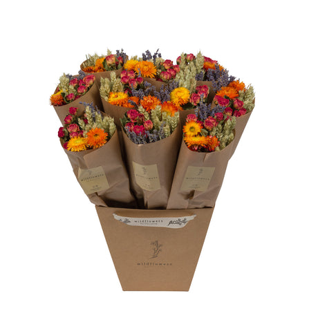 A bucket Floriëtte bouquets in brown paper