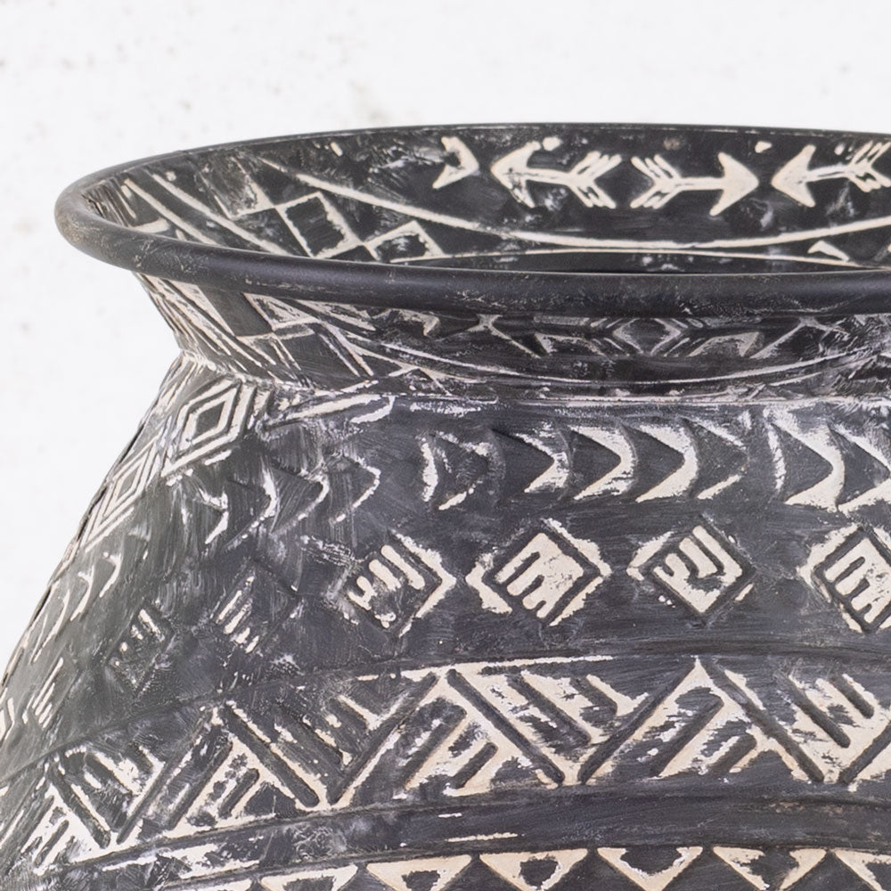 Battambang Metal Vase, Antique Black, 22x36cm