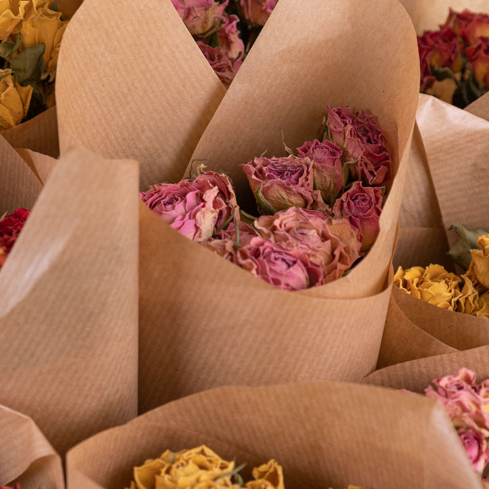 Spray Roses, Bucket Mix, 12 Bunches